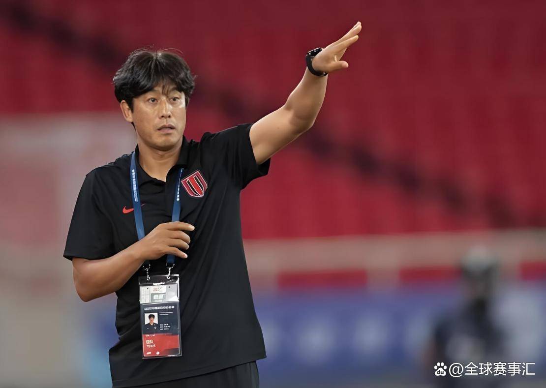 关于今晚亚冠传出新动向，广东宏远内部沟通，管理层表态——质疑声仍在，资深球员宣示担当的信息