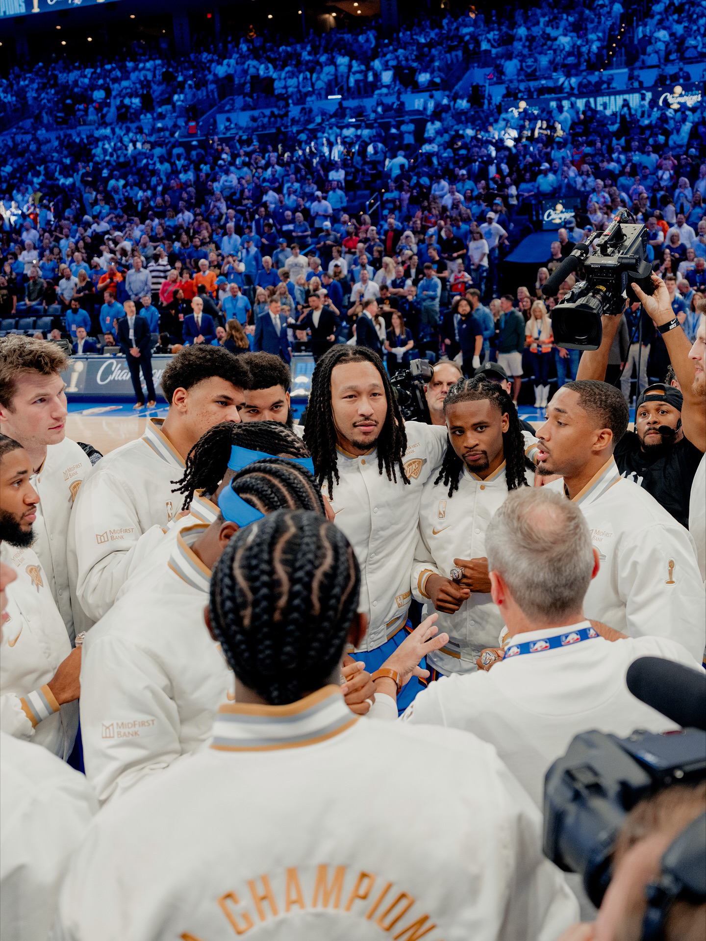 国际比赛日俄克拉荷马雷霆调整名单以备全明星赛，防线松动环节打磨，信心回归，年轻球员得到机会的简单介绍