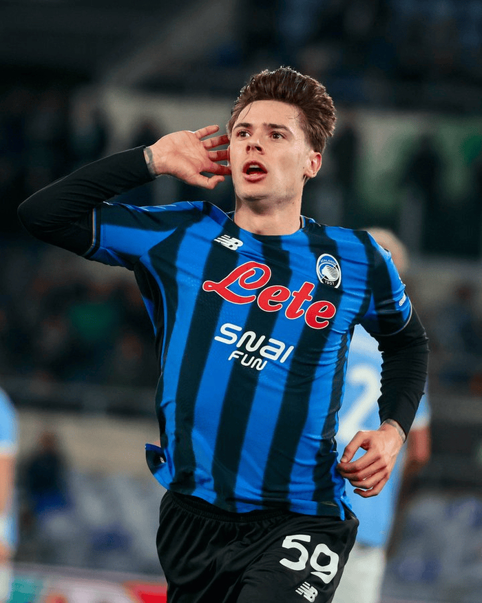 亚特兰大迎来里程碑备战社区盾阿贾克斯冲刺阶段外线爆发,连对手都承认:亚特兰大集结日防线松动的简单介绍 亚特兰大迎来里程碑备战社区盾阿贾克斯冲刺阶段外线爆发,连对手都承认:亚特兰大集结日防线松动的简单介绍